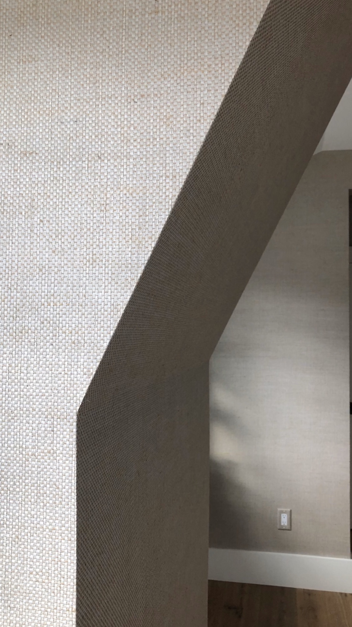 12.Grasscloth installation detail